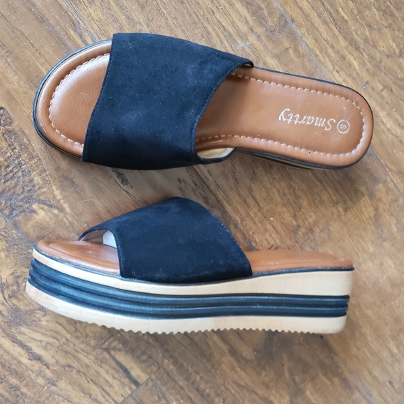 Smartty Shoes - Smartty sz 39 (8.5) platforms black and tan heels